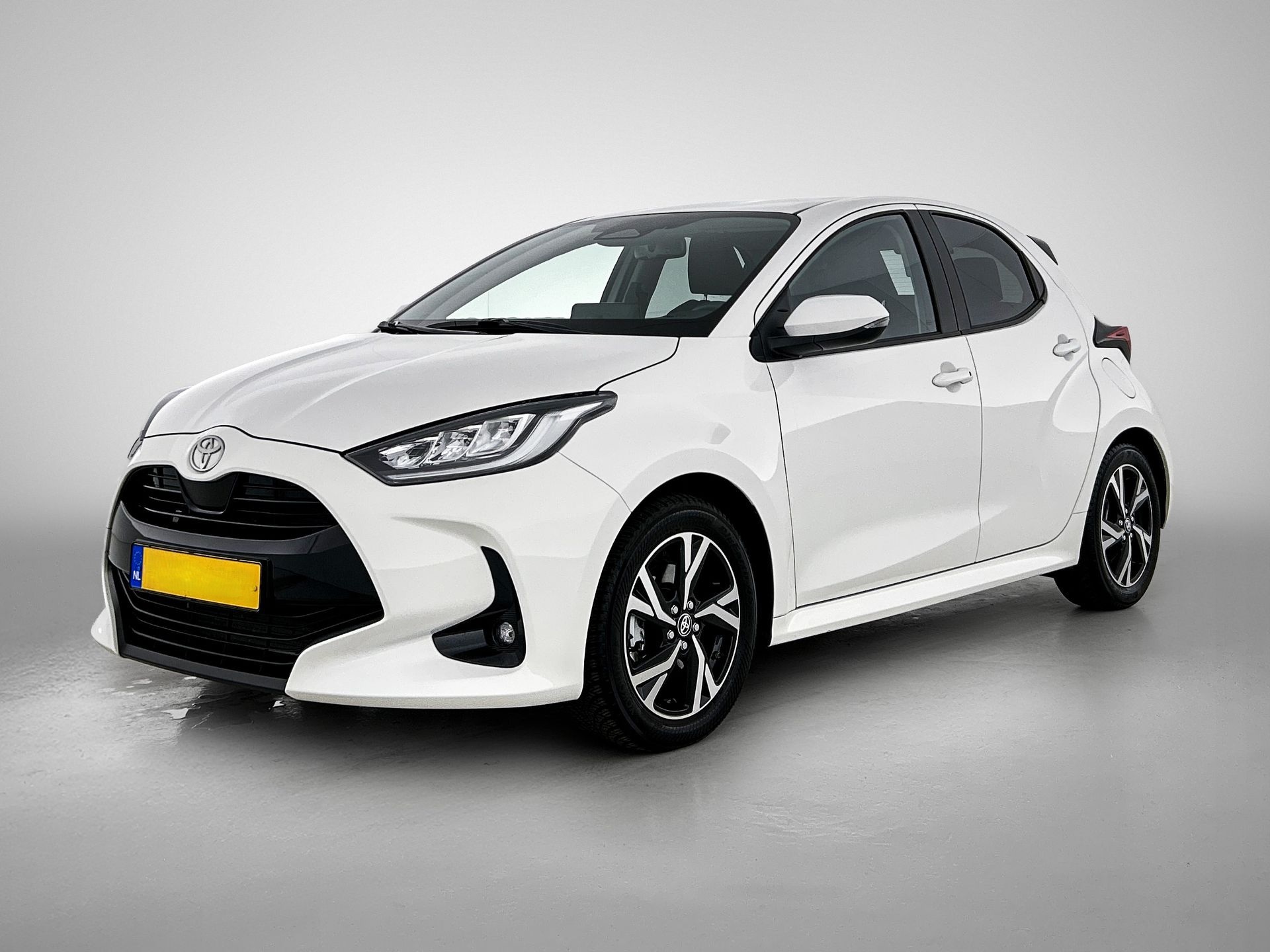 Toyota Yaris 1.5 Hybrid 115 First Edition