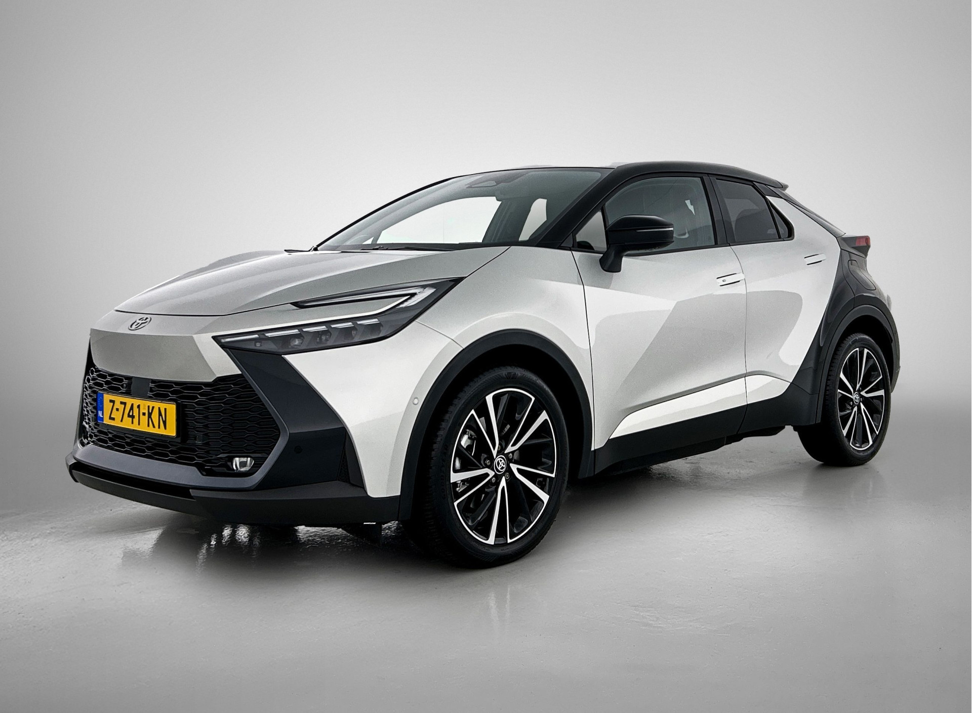 Toyota C-HR 2.0 Plug-In Hybrid 220 Première Edition