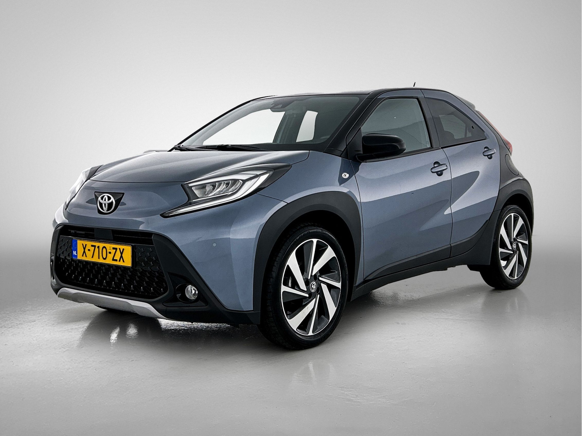Toyota Aygo X 1.0 Vvt-I Mt Envy afbeelding