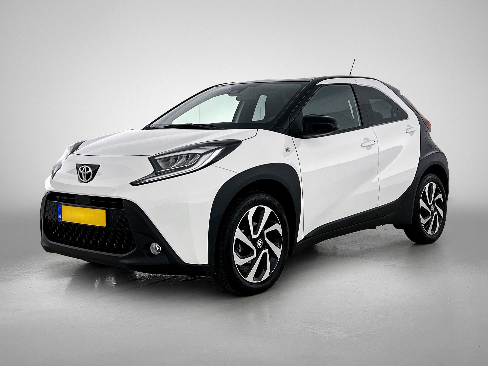 Toyota Aygo X 1.0 Vvt-I Mt Pulse