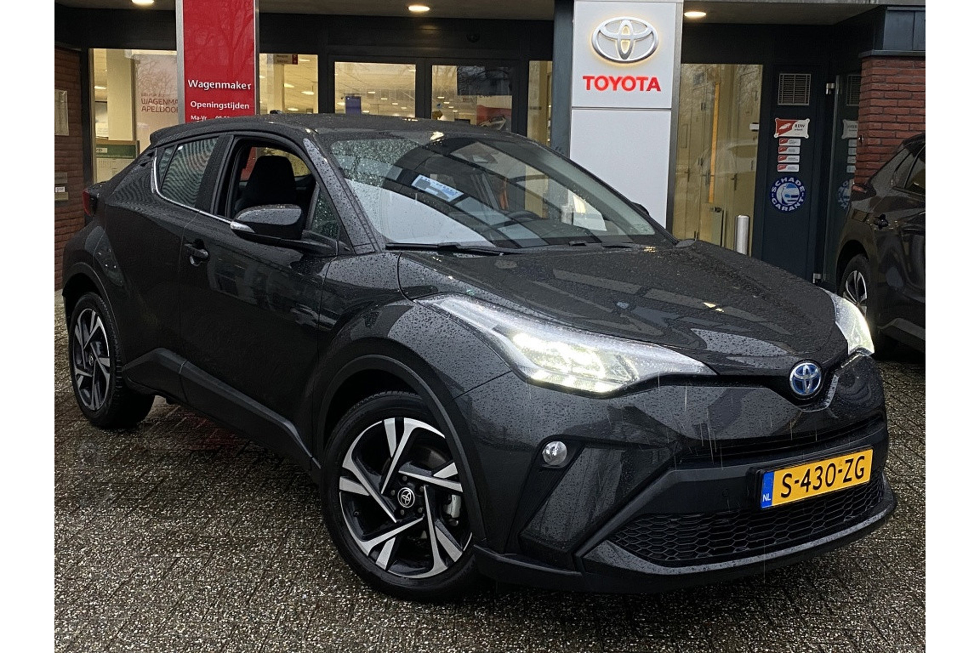 Toyota CHR 1.8 Hybrid Dynamic Nl Auto 18' Inch Half Leer Apple Android
