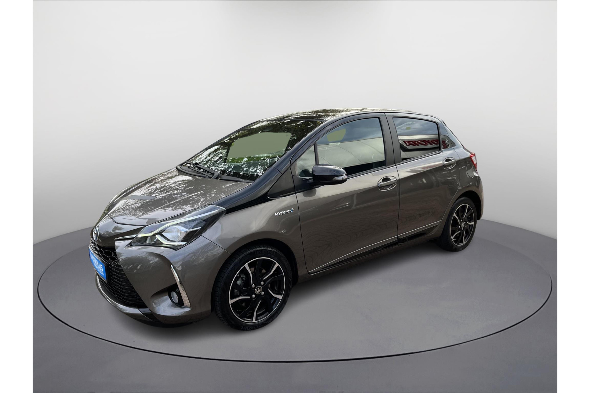 Toyota Yaris 1.5 Hybrid Bi-Tone | Toyota occasions