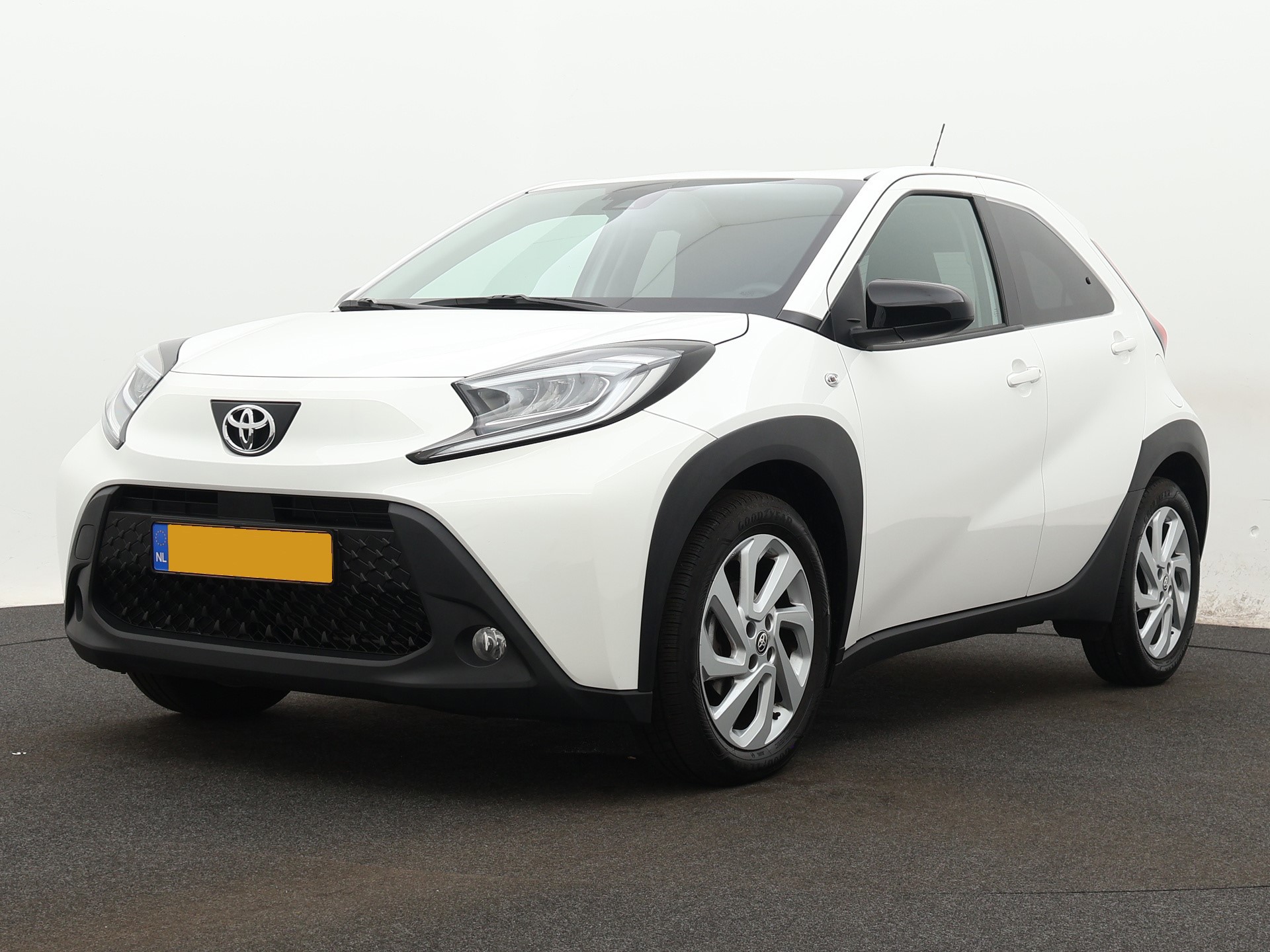 Toyota Aygo X 1.0 Vvt-I S-Cvt First afbeelding