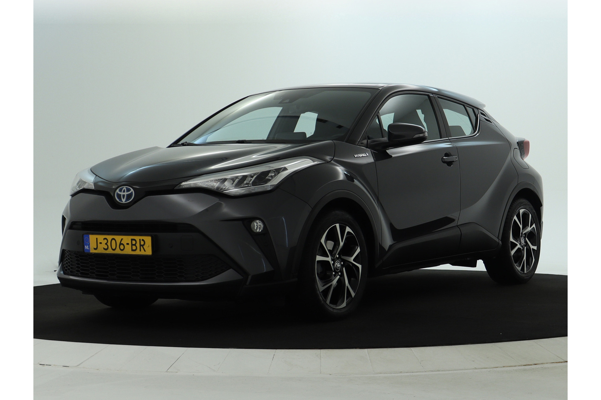 Toyota C-HR 2.0 Hybrid Dynamic | Toyota occasions