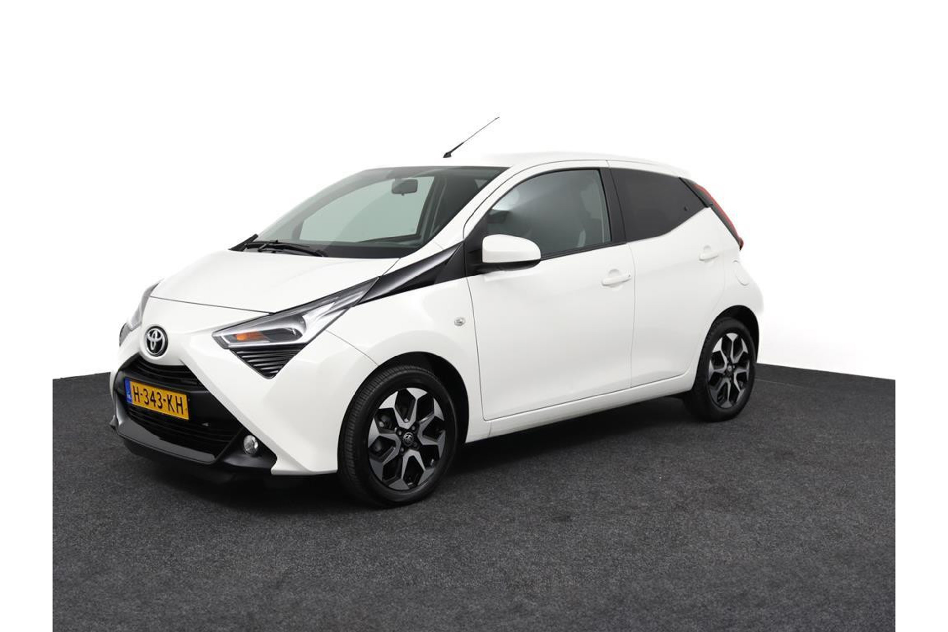 Toyota Aygo 1.0 VvtI XJoy Automobielbedrijf Ten Have Doetinchem B.V