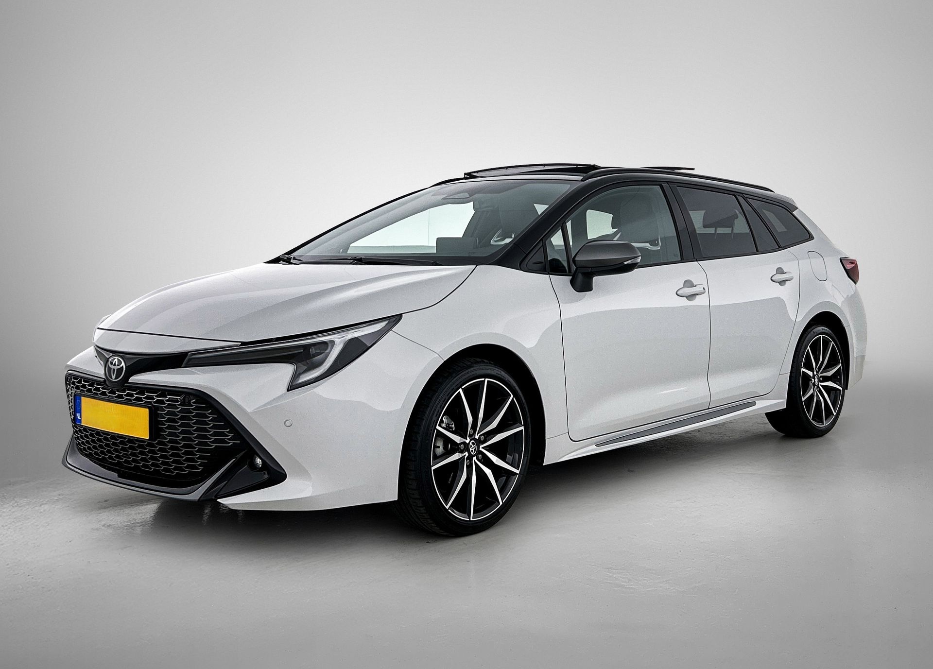 Toyota Corolla Touring Sports Hybrid 140 Gr Sport