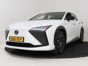 Lexus RZ