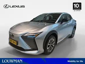 Lexus RZ