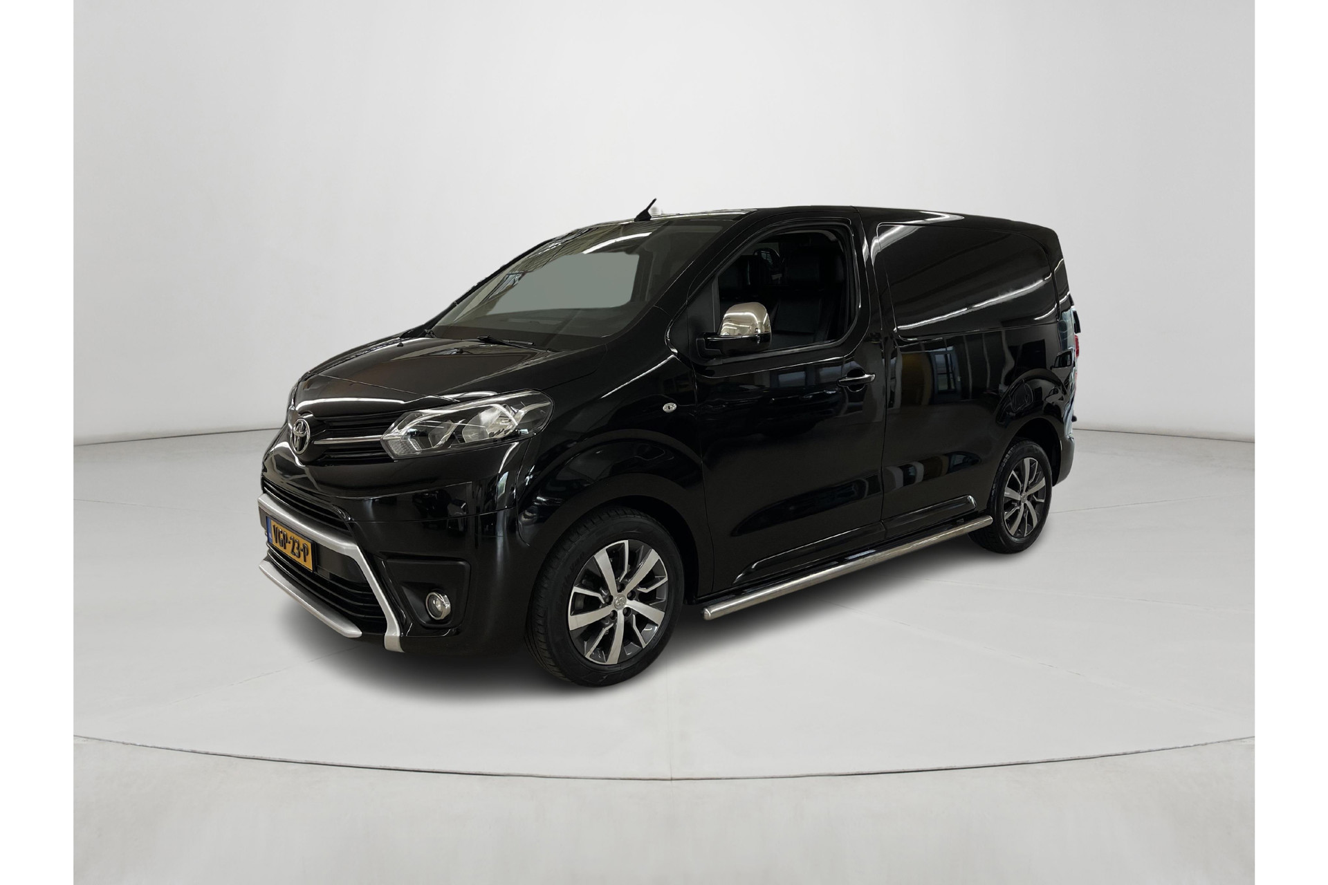 Toyota Proace Compact 2.0 D-4D Automaat Prof Black Platinum | Toyota ...