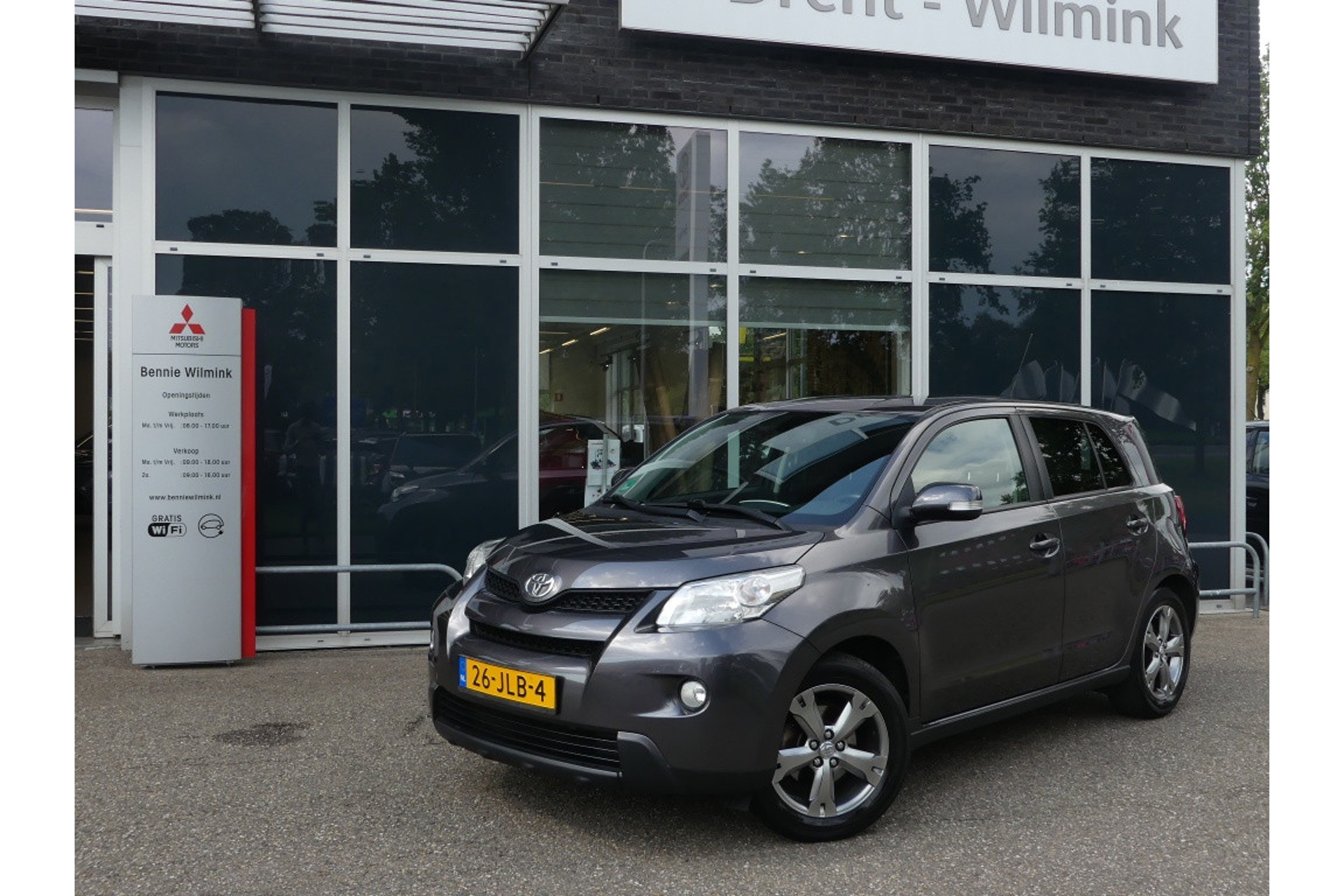 Toyota Urban Cruiser 1.3 VvtI Dynamic Toyota occasions