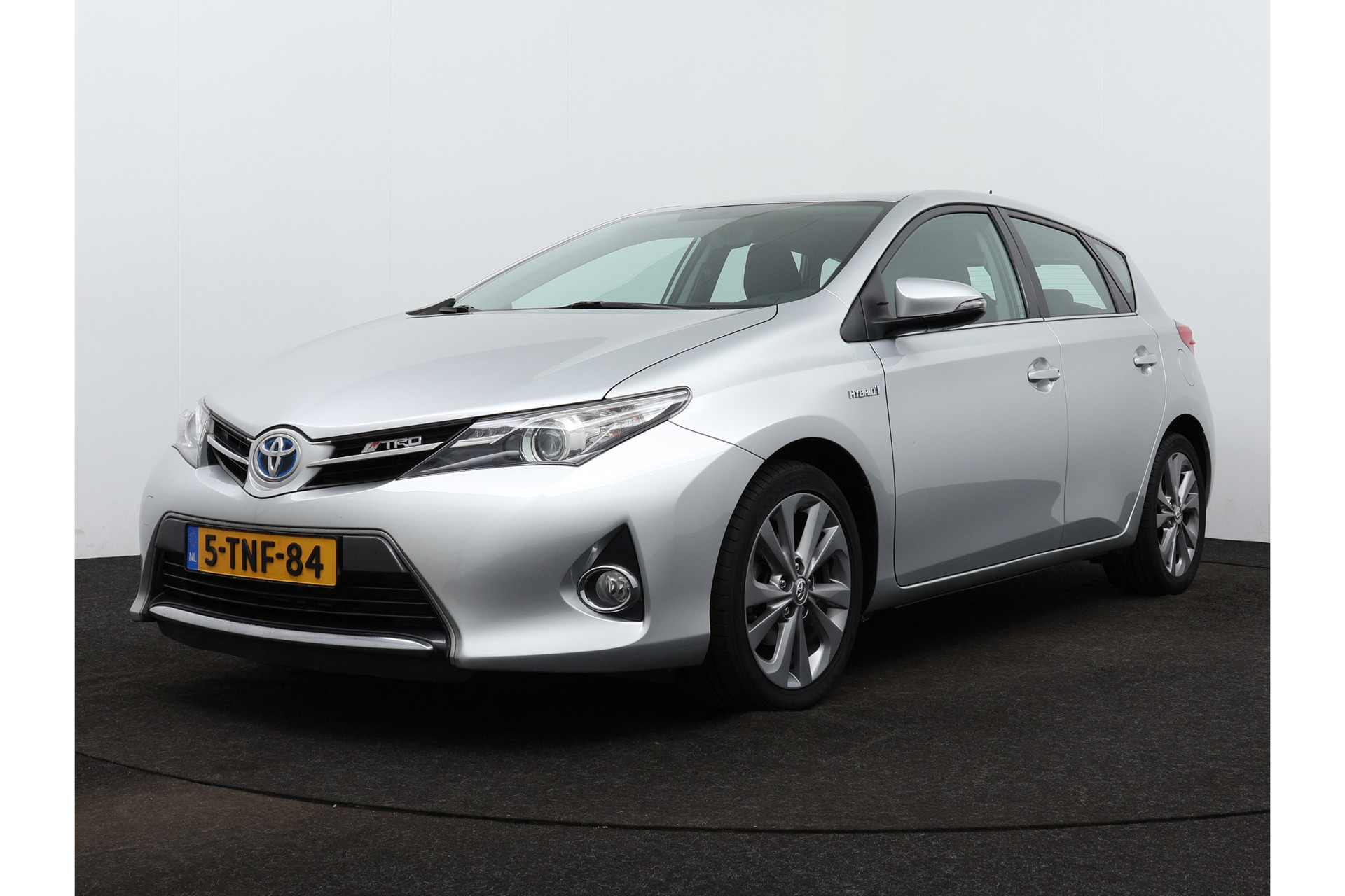 Toyota Auris 1.8 Hybrid Lease | Toyota occasions