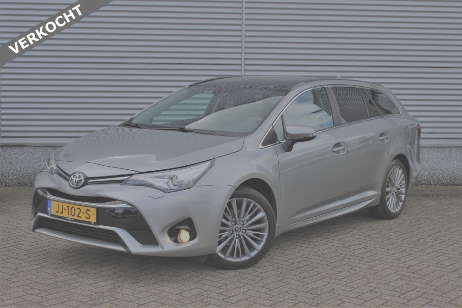 Toyota Avensis Touring Sports Vvt I Executive Business Toyota