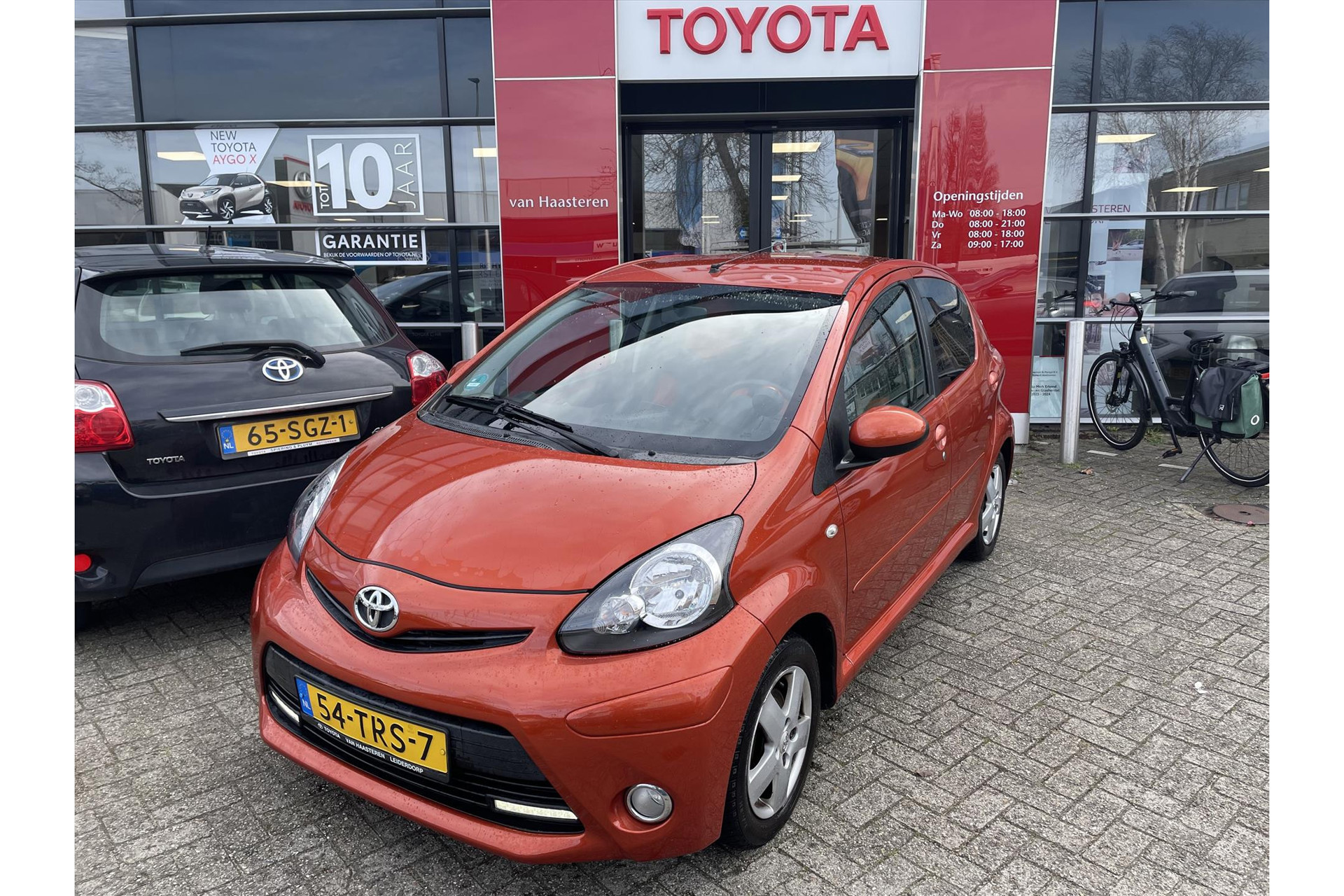 Toyota Aygo 1.0 Dynamic Orange | Toyota occasions