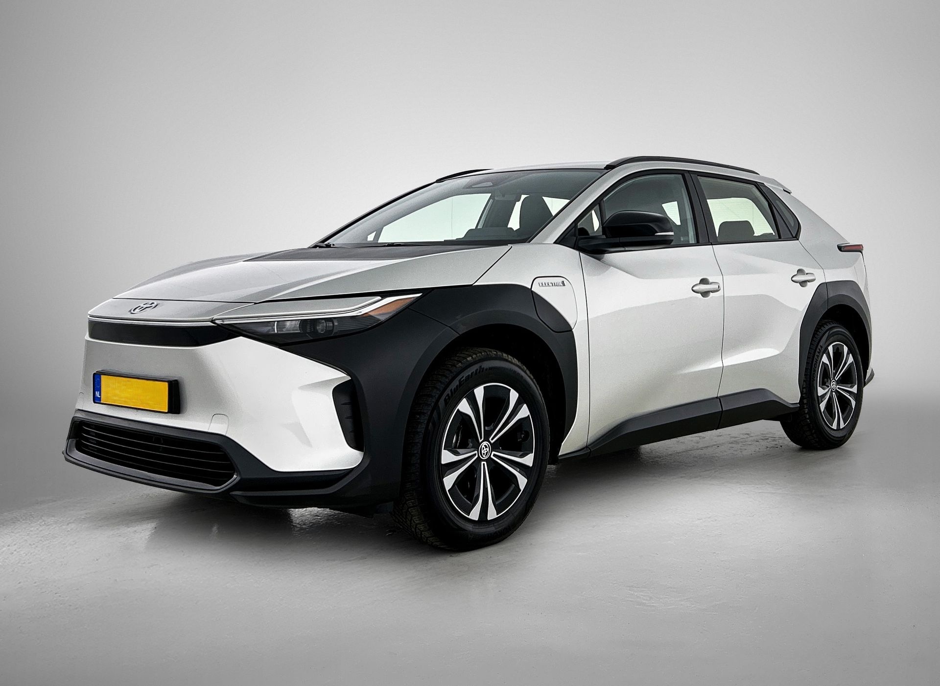 Toyota bZ4X leasen