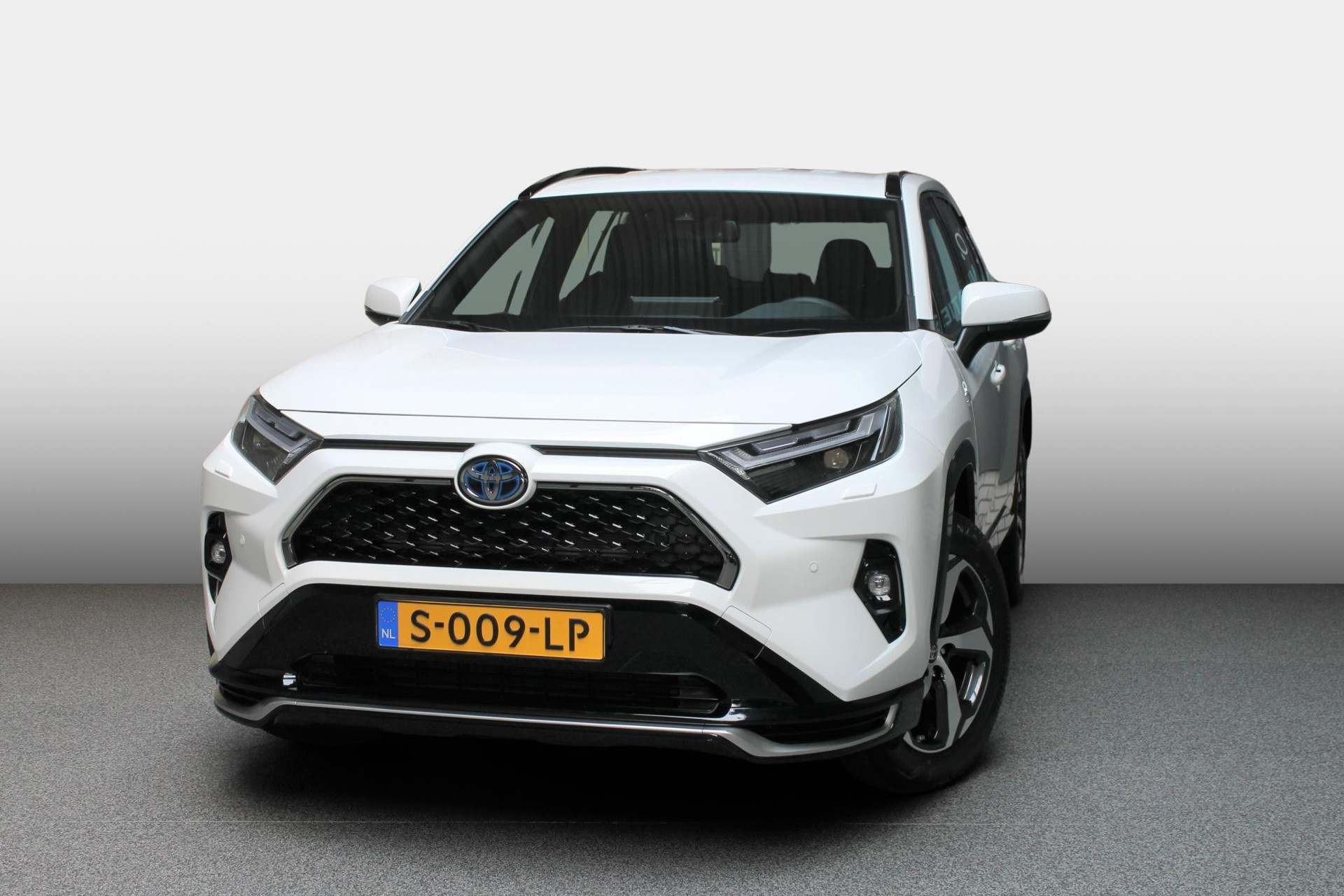 Toyota RAV4 2.5 PlugIn Hybrid Awd Dynamic Plus Automaat Toyota occasions